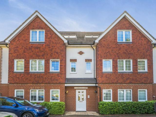 3 bedroom apartment for sale
