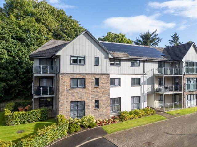 3 bedroom apartment for sale