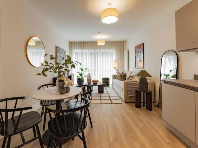 3 bedroom apartment for sale