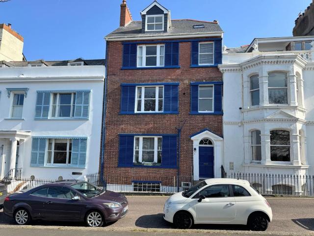 3 bedroom apartment for sale