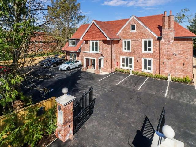 3 bedroom apartment for sale