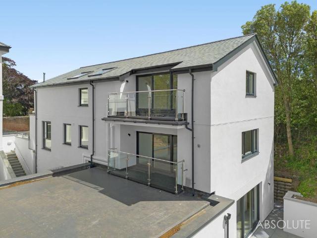 3 bedroom apartment for sale