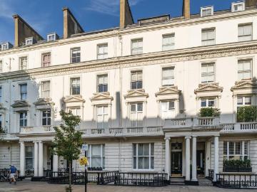 3 bedroom apartment for sale