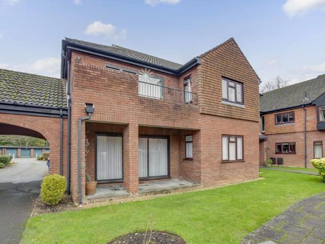 3 bedroom apartment for sale