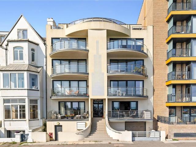 3 bedroom apartment for sale
