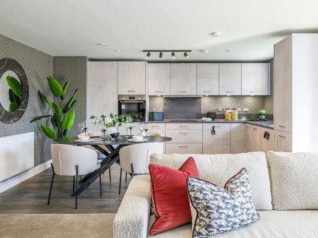 3 bedroom apartment for sale