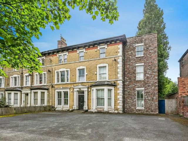 3 bedroom apartment for sale