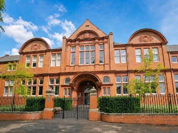 3 bedroom apartment for sale