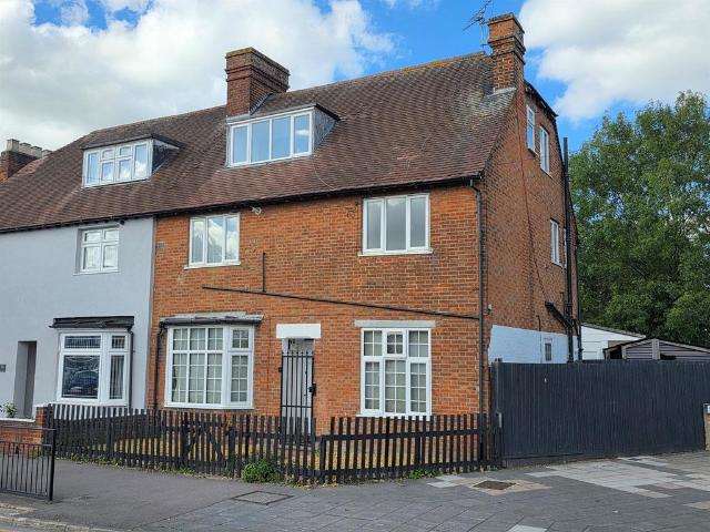 3 bedroom apartment for sale