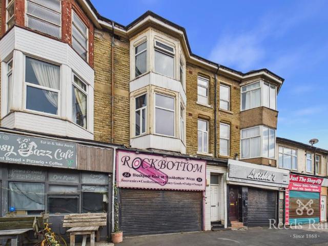 6 bedroom apartment for sale