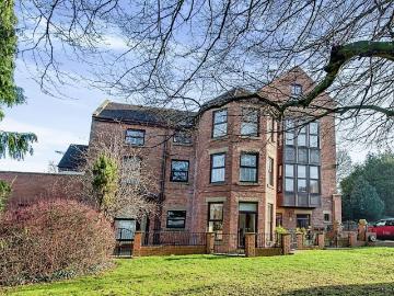 3 bedroom apartment for sale