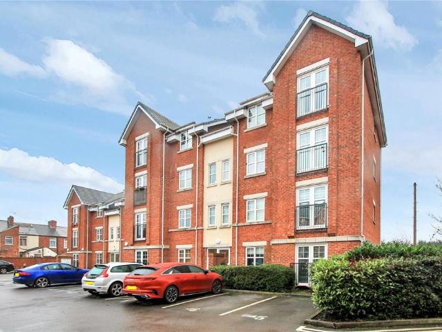 3 bedroom apartment for sale