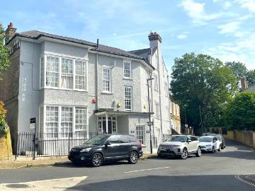 3 bedroom apartment for sale