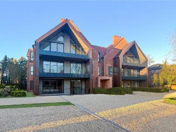 3 bedroom apartment for sale