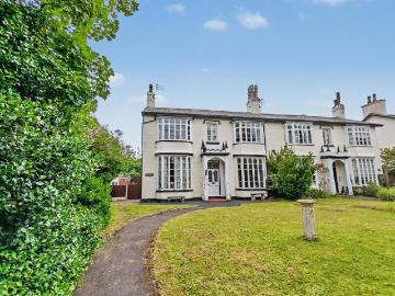 3 bedroom apartment for sale