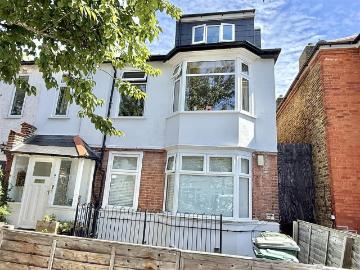 3 bedroom apartment for sale
