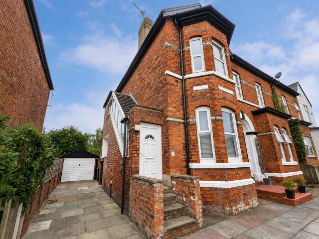 3 bedroom apartment for sale