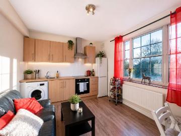 3 bedroom apartment for sale