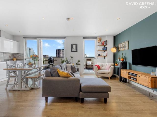 3 bedroom apartment for sale