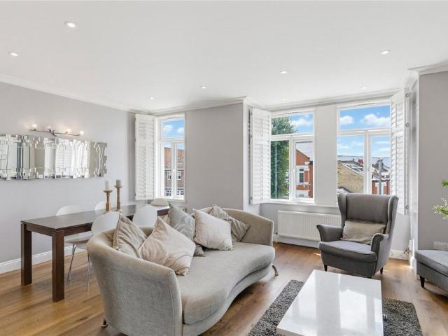 3 bedroom apartment for sale