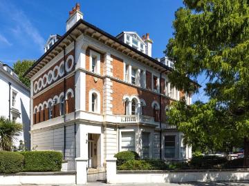 3 bedroom apartment for sale