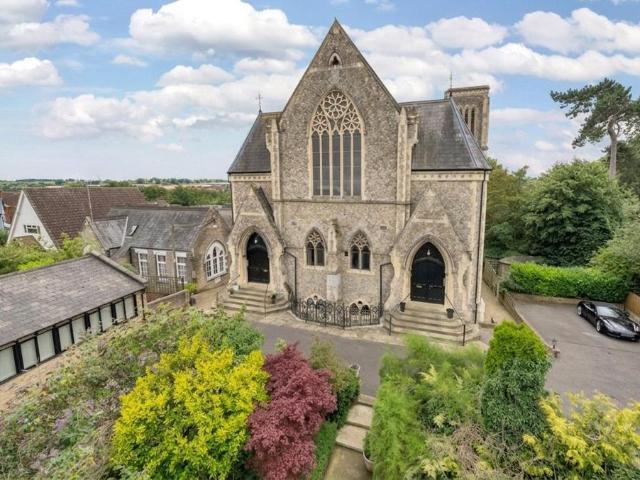 3 bedroom apartment for sale