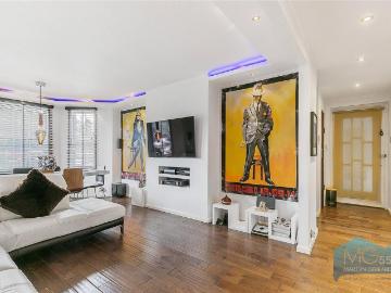 3 bedroom apartment for sale