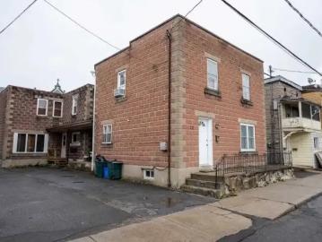 3 Bedroom Apartment Hawkesbury ON 103178937