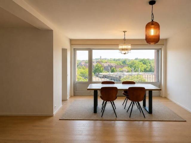 3 bedroom apartment ideal for co housing students