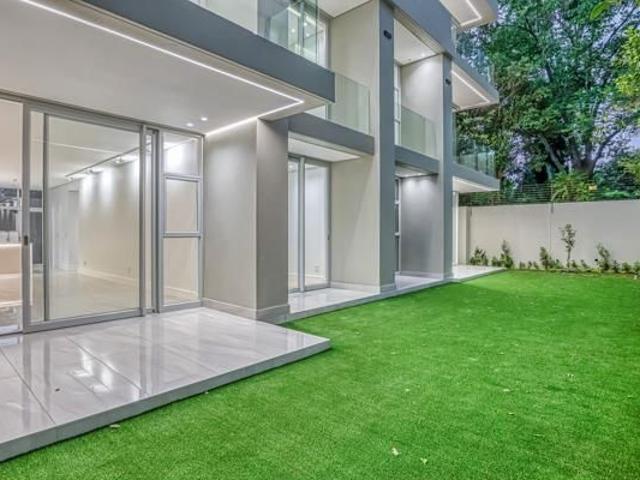 3 Bedroom Apartment in Melrose Estate
