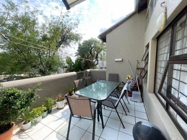 3 Bedroom Apartment in Morningside