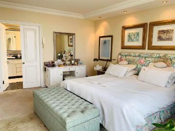 3 Bedroom Apartment in Morningside