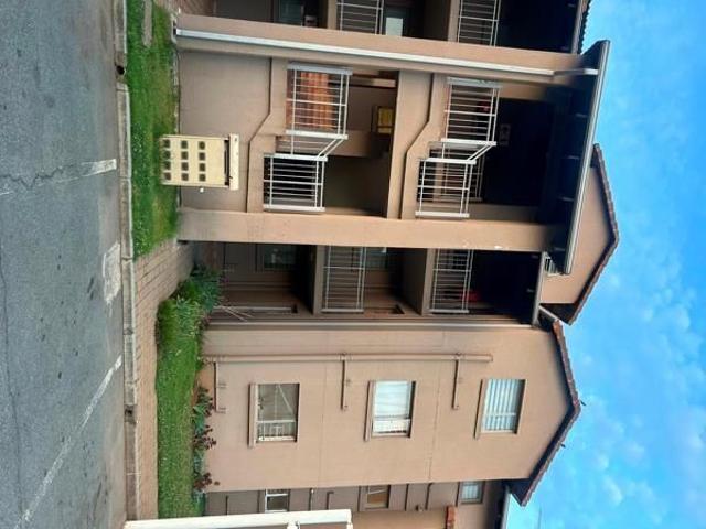 3 Bedroom Apartment in New Modder