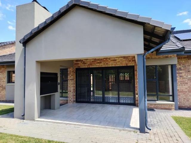 3 Bedroom Apartment in Northgate