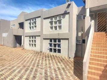 3 Bedroom Apartment in Oakdene