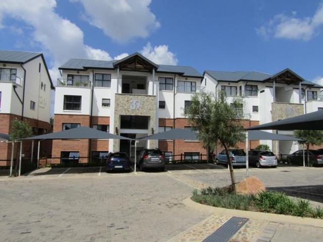 3 Bedroom Apartment in Olivedale