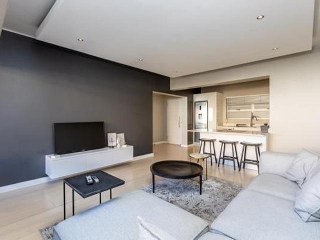 3 Bedroom Apartment in Oranjezicht