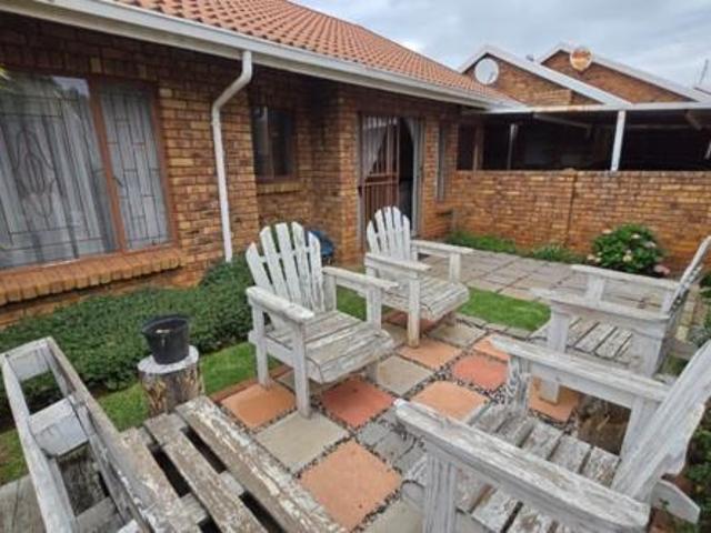 3 Bedroom Apartment in Birch Acres