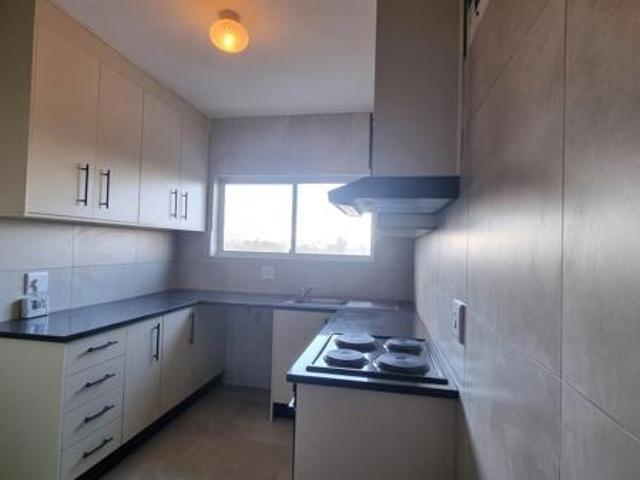 3 Bedroom Apartment in Bloubergrant