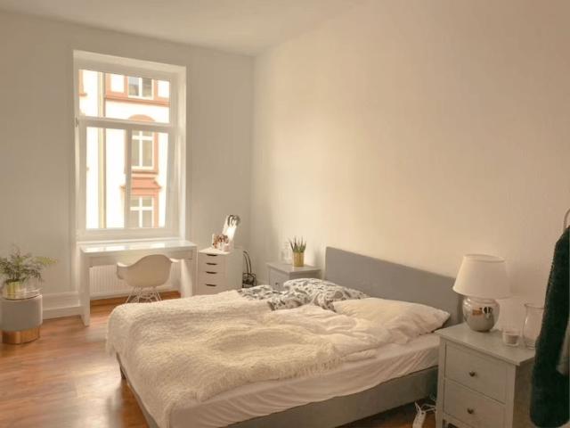 3 bedroom apartment in central Frankfurt Westend