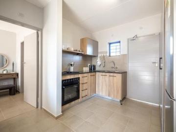 3 Bedroom Apartment in Derdepoort