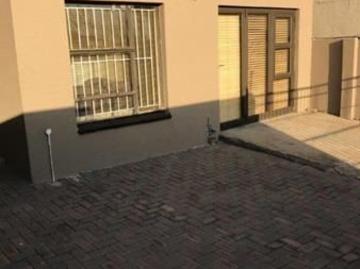 3 Bedroom Apartment in Diepkloof