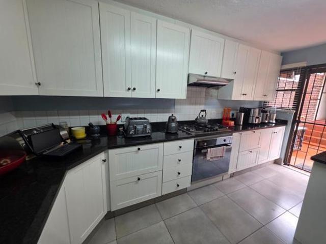 3 Bedroom Apartment in Fairland
