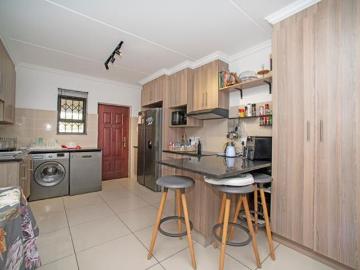 3 Bedroom Apartment in Fairleads