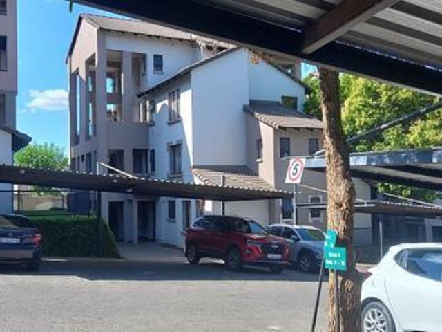 3 Bedroom Apartment in Ferndale