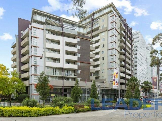 3 Bedroom Apartment in great location!