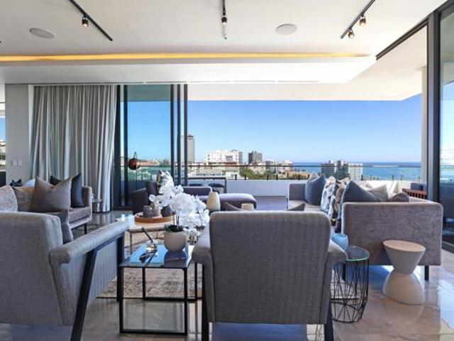 3 Bedroom Apartment in Green Point