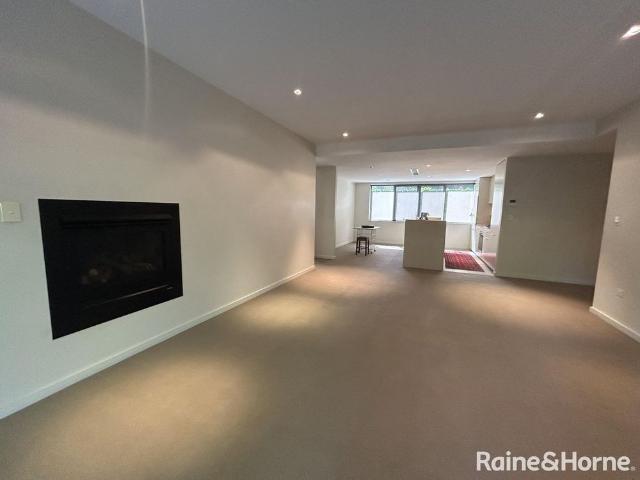 3 Bedroom Apartment in Heritage Park Complex