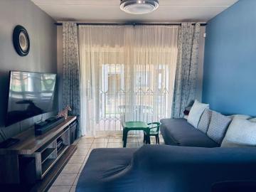Roodepoort, Mogale City Local Municipality, West Rand District Municipality, Gauteng, South Africa