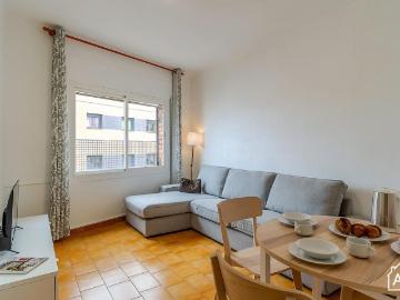 3 Bedroom Apartment in Horta Guinardó with Communal Terrace